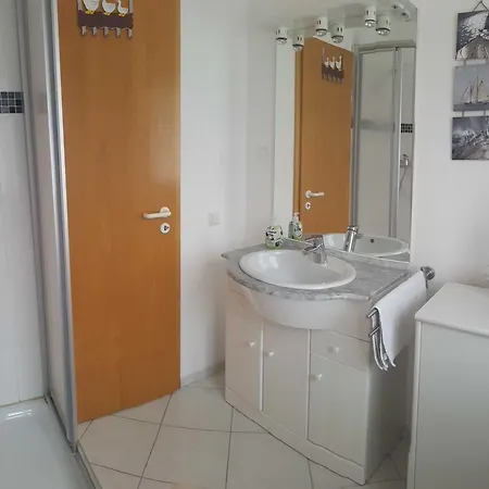 Apartment Urlaubslust 12 *